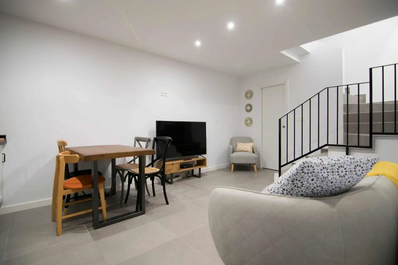Casa Con Terraza Y Patio Privado En Salobrena Villa